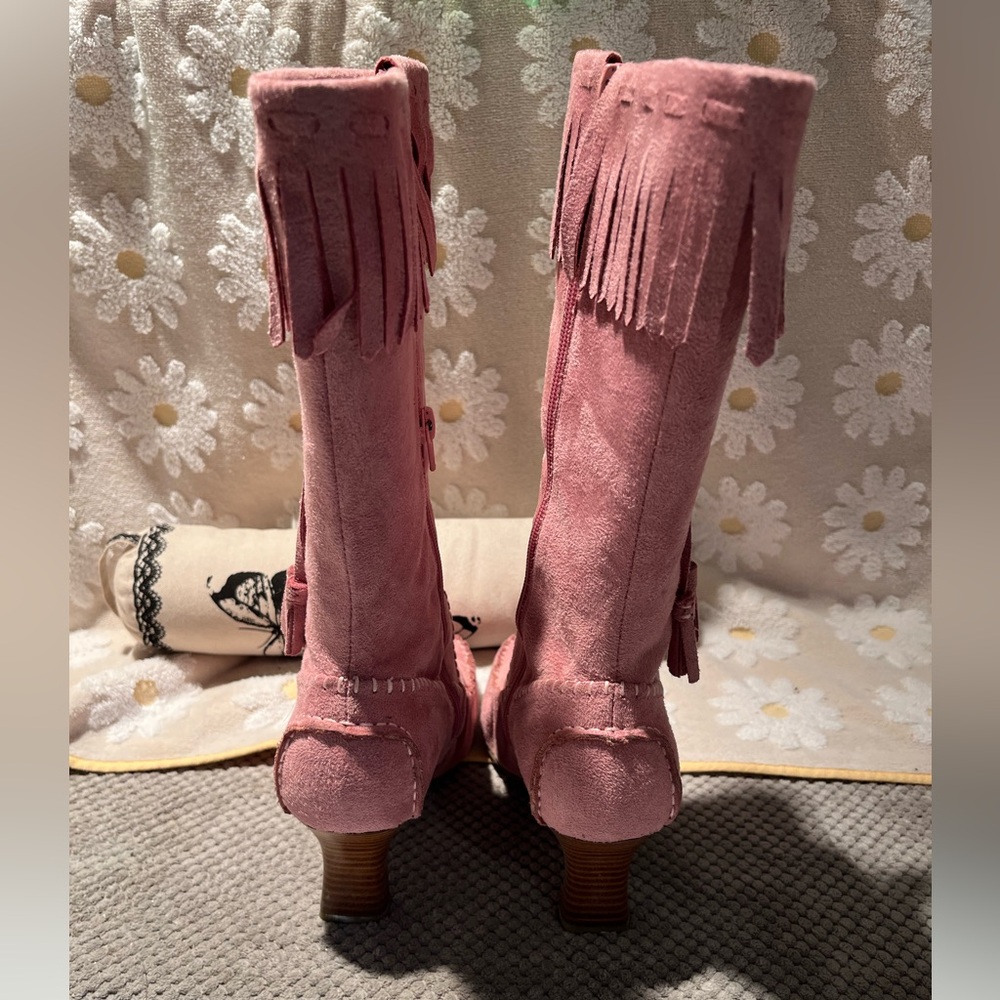 Women’s Pink Suede Fringe Moccasin Boots - Picture 3 of 4